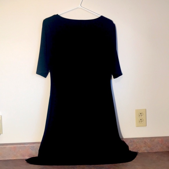 Ladies dress - Picture 5 of 7